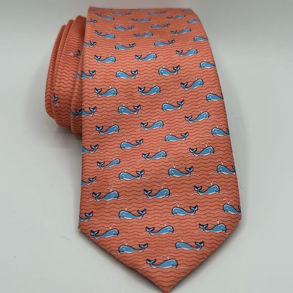 Tommy Hilfiger whale print 100% Silk tie - Picture 3 of 6